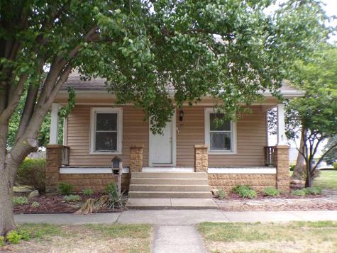 107 Dewey Street Monticello IN 47960