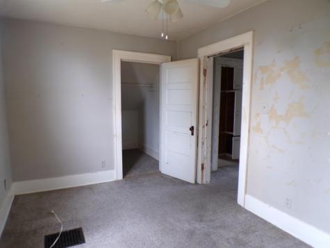 107 Dewey Street Monticello IN 47960
