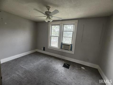 107 Dewey Street Monticello IN 47960