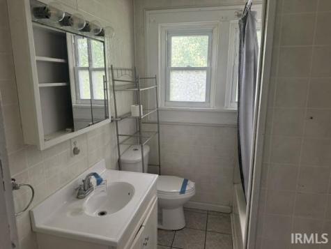 107 Dewey Street Monticello IN 47960