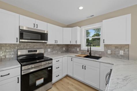 203 S Ivy Lane Butler IN 46721