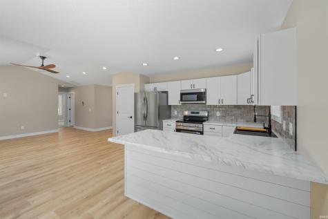 203 S Ivy Lane Butler IN 46721