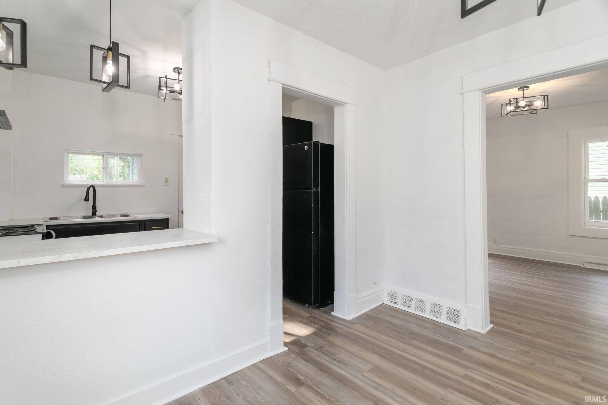 1129 Huey Street South Bend IN 46628