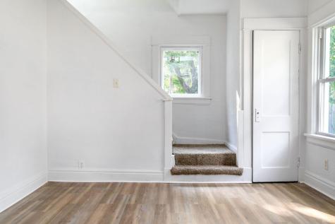 1129 Huey Street South Bend IN 46628