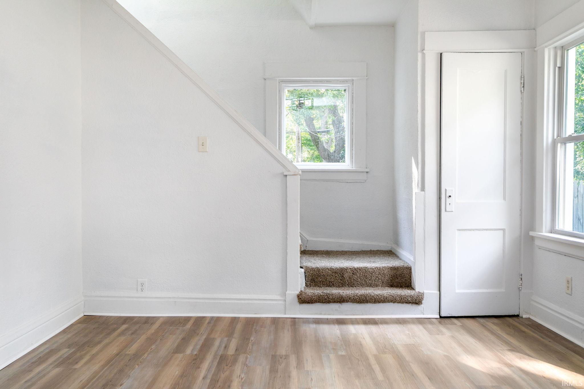 1129 Huey Street South Bend IN 46628