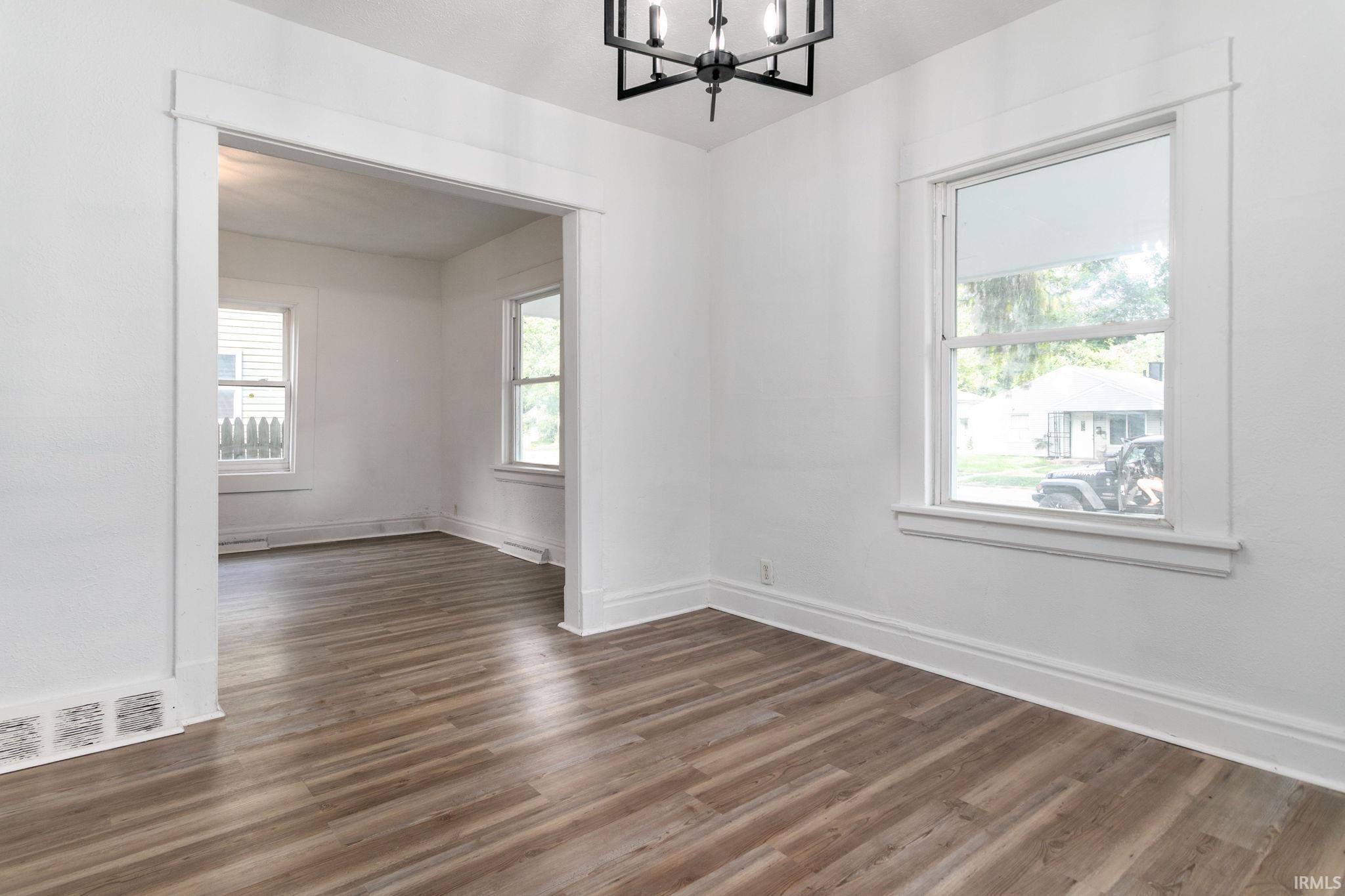 1129 Huey Street South Bend IN 46628