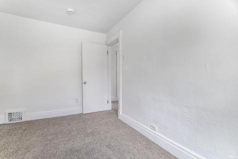1129 Huey Street South Bend IN 46628