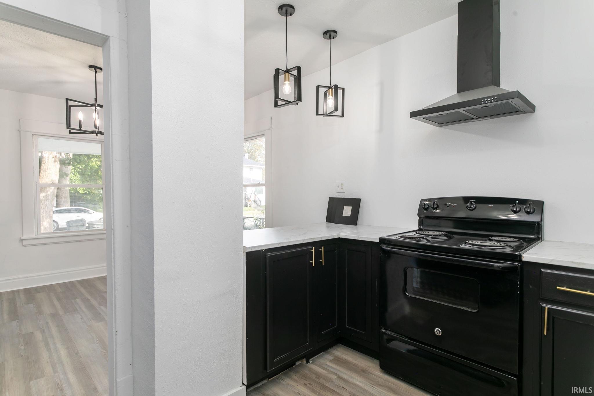 1129 Huey Street South Bend IN 46628