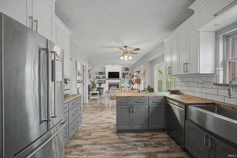 409 Castlewood Court Lafayette IN 47905