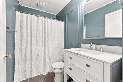 1901 Poinsette Drive Fort Wayne IN 46808