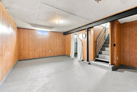 1901 Poinsette Drive Fort Wayne IN 46808