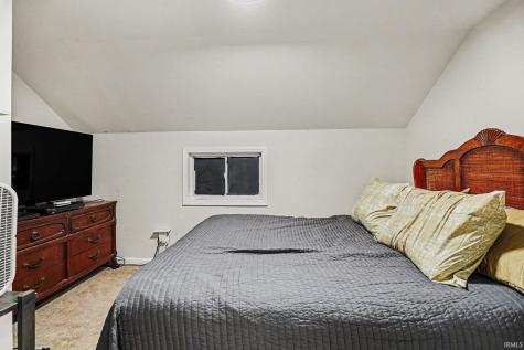 2106 High Street South Bend IN 46613