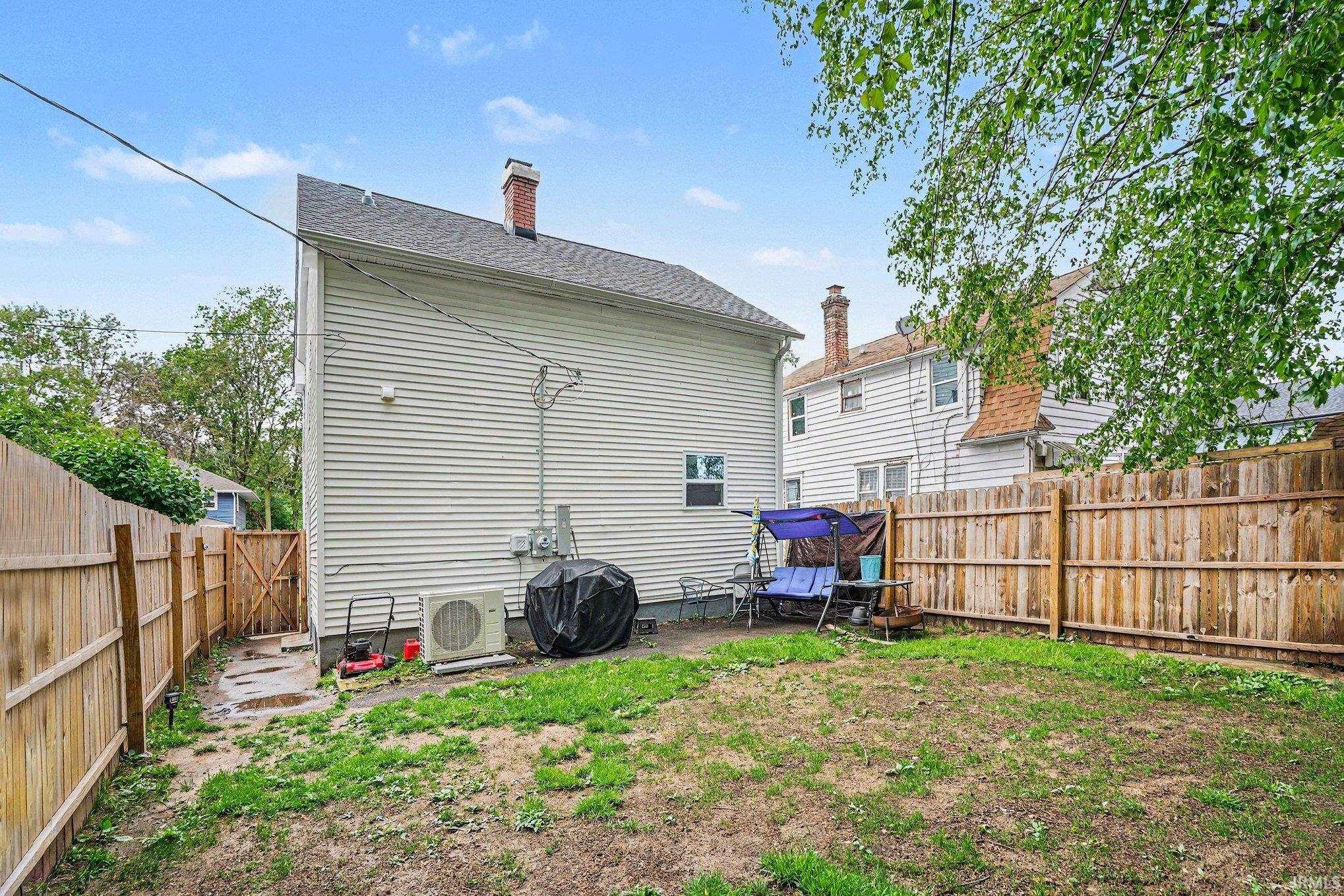 2106 High Street South Bend IN 46613