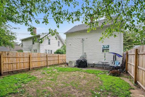 2106 High Street South Bend IN 46613