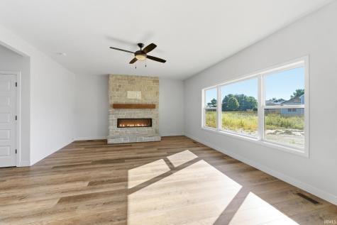 1563 Farm View Court Huntertown IN 46748