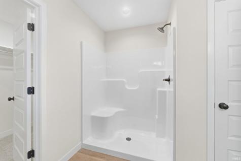 1563 Farm View Court Huntertown IN 46748