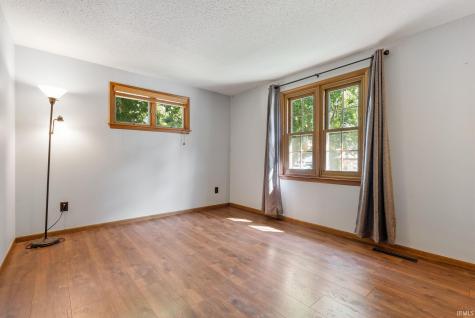 6027 Landover Place Fort Wayne IN 46815