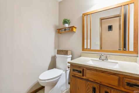 6027 Landover Place Fort Wayne IN 46815