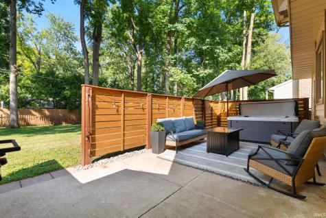 6027 Landover Place Fort Wayne IN 46815
