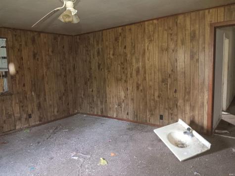 407 N Ledgerwood Street Carlisle IN 47838
