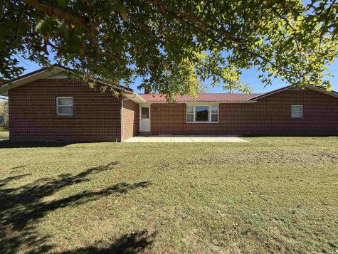 6105 N State Road 59 Linton IN 47441