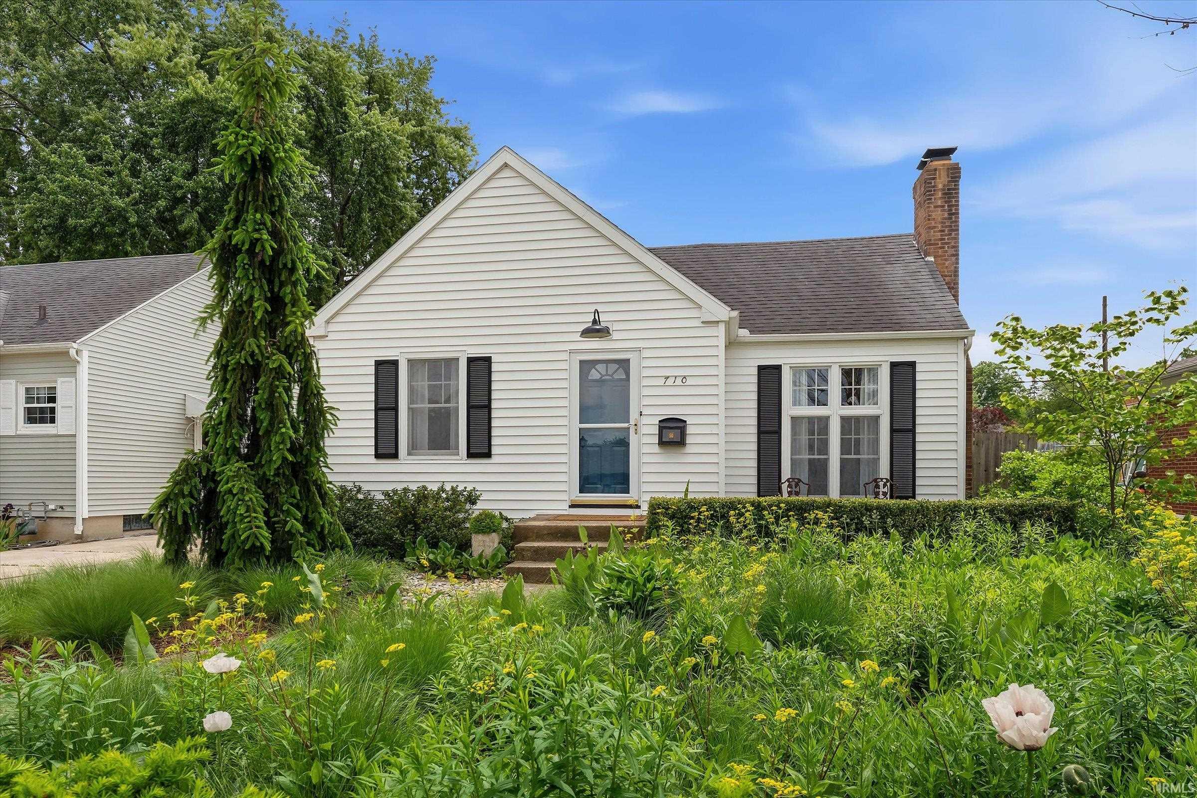 710 E Eckman Street South Bend IN 46614