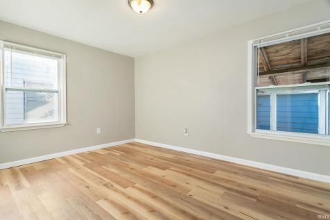 518 E Irvington Avenue South Bend IN 46614
