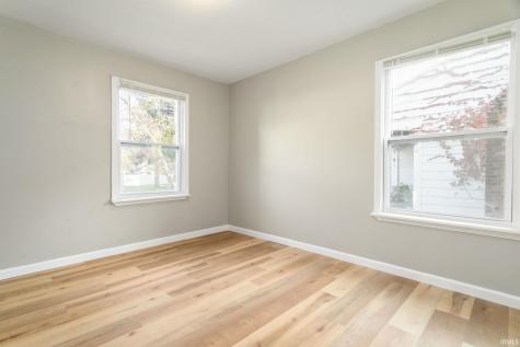 518 E Irvington Avenue South Bend IN 46614