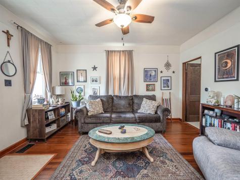 203 Wills Avenue Evansville IN 47712