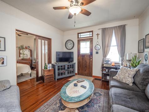 203 Wills Avenue Evansville IN 47712