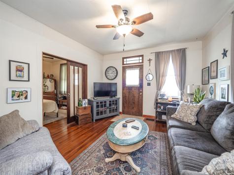 203 Wills Avenue Evansville IN 47712