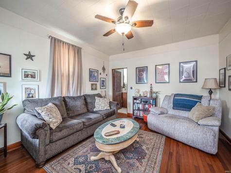 203 Wills Avenue Evansville IN 47712