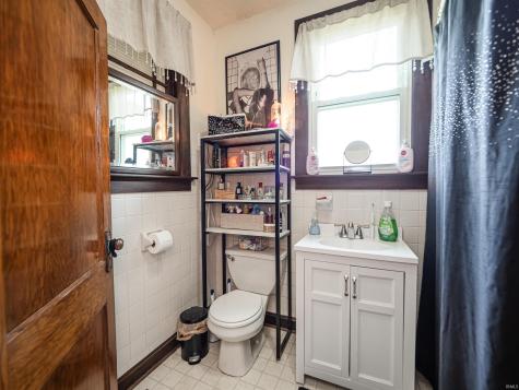 203 Wills Avenue Evansville IN 47712