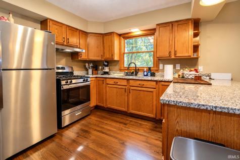 5135 E 150 N Knox IN 46534