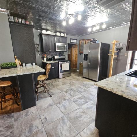 8671 S 600 W Claypool IN 46510