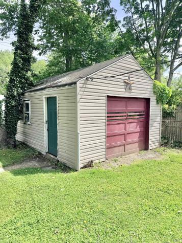 1804 E 25th Street Muncie IN 47302