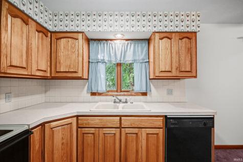 21 Stingley Drive Rossville IN 46065
