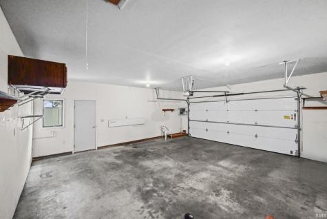 21 Stingley Drive Rossville IN 46065