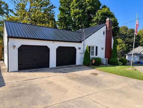 2502 I Street Bedford IN 47421