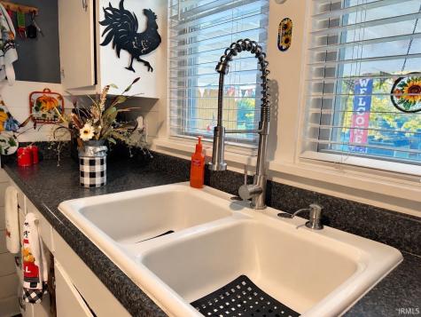 2502 I Street Bedford IN 47421