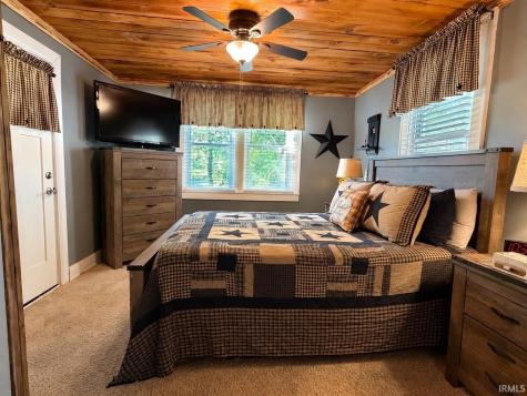 2502 I Street Bedford IN 47421