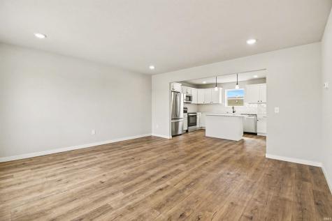 1329 Keady Court South Bend IN 46614