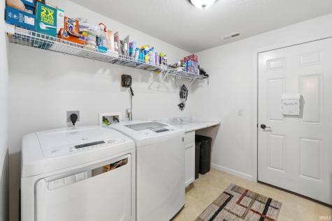 4719 Kaibab Trail Fort Wayne IN 46808