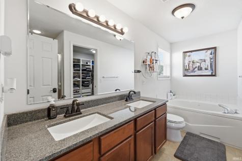 4719 Kaibab Trail Fort Wayne IN 46808