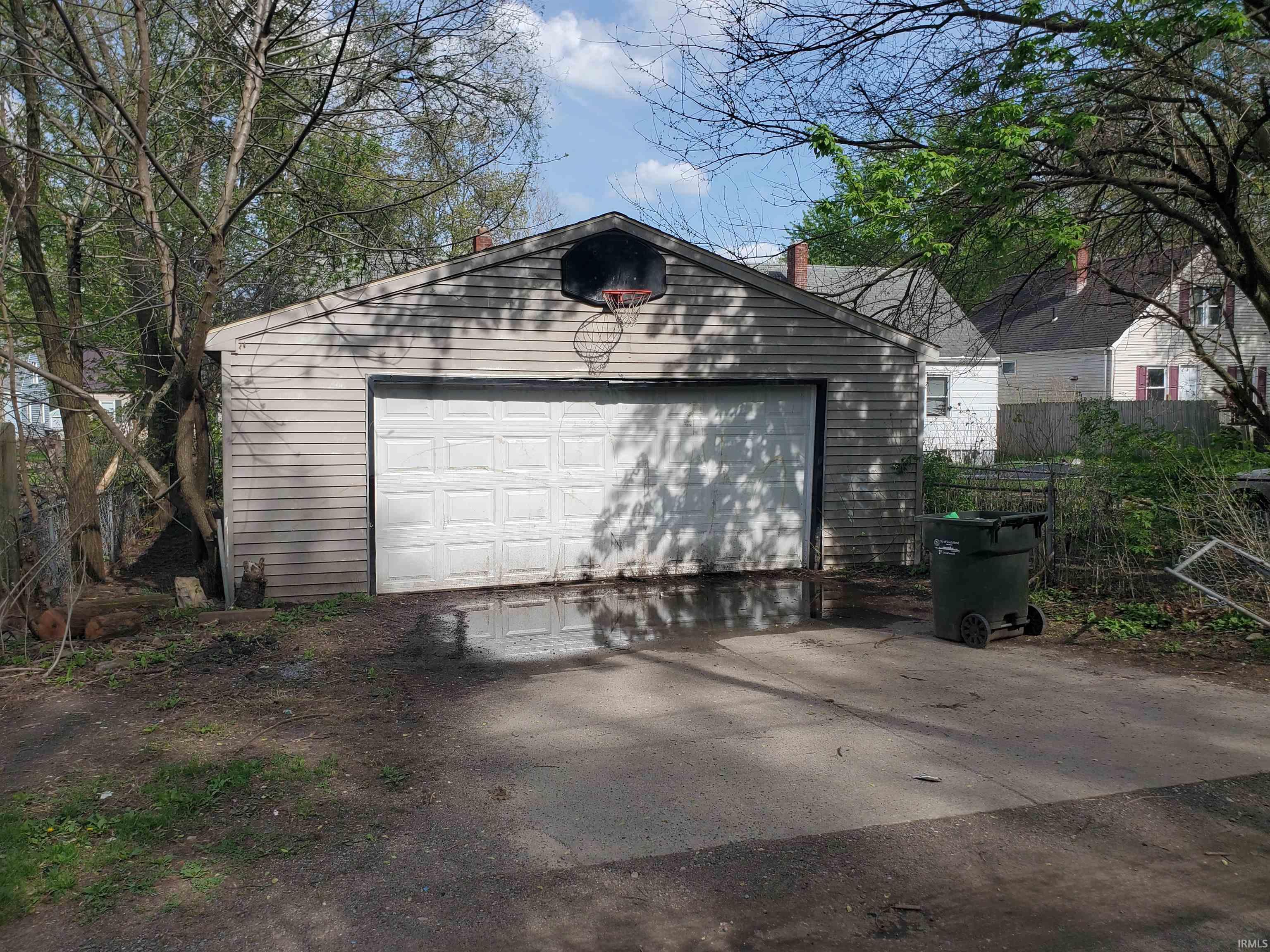 1609 N Brookfield Street South Bend IN 46628