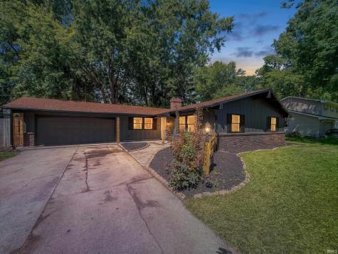1913 Kendawa Drive Fort Wayne IN 46815