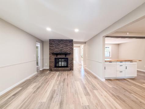 1913 Kendawa Drive Fort Wayne IN 46815