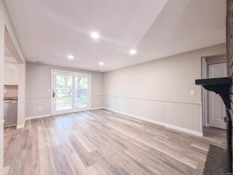 1913 Kendawa Drive Fort Wayne IN 46815
