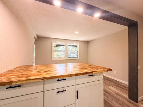 1913 Kendawa Drive Fort Wayne IN 46815