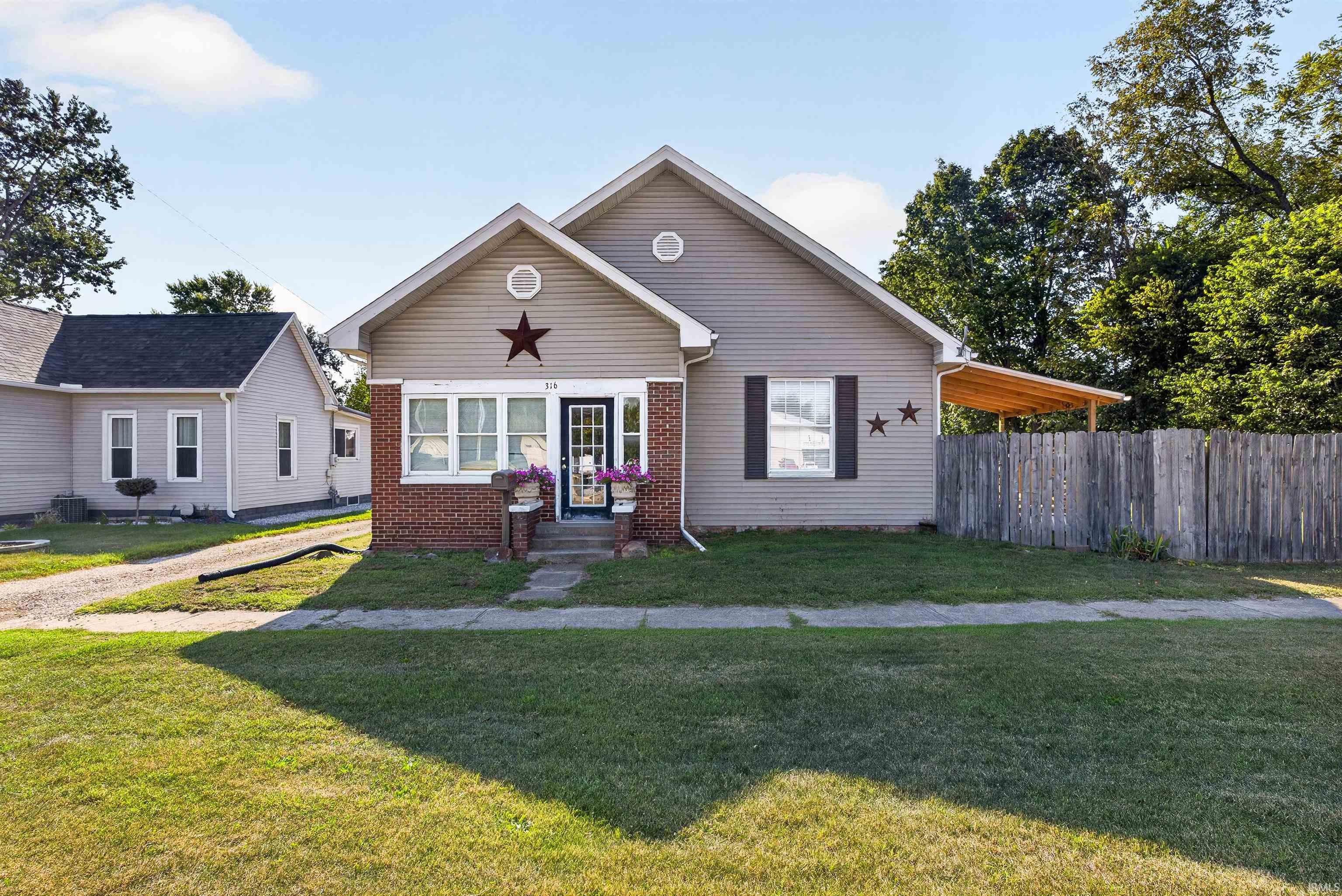 316 N Canal Street Worthington IN 47471